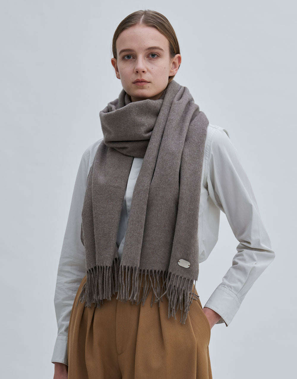 Pre-order sales: <br>100% Silk Stole_Beige<br>to be shipped from early November